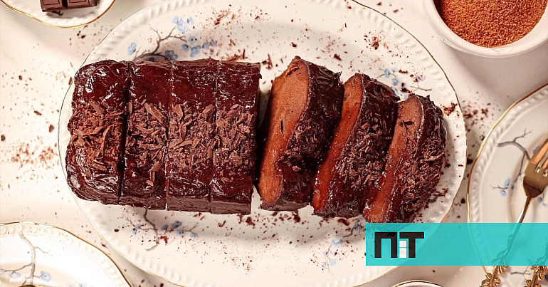 Bolo de chocolate e madeira um jogo feito no céu