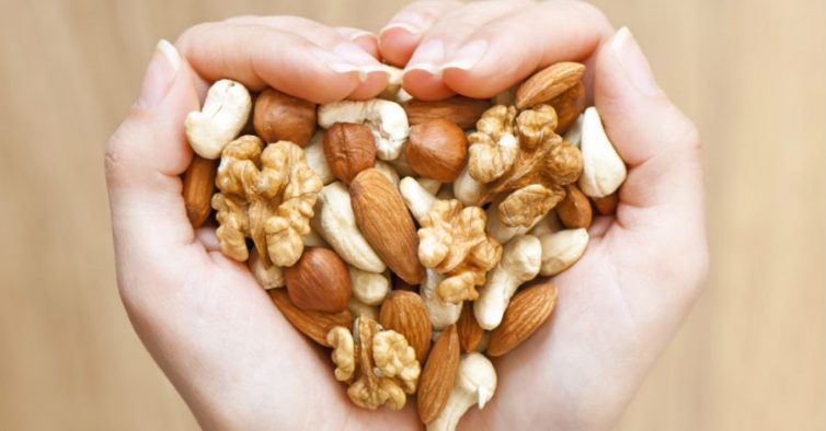 Hora ideal para comer frutos secos