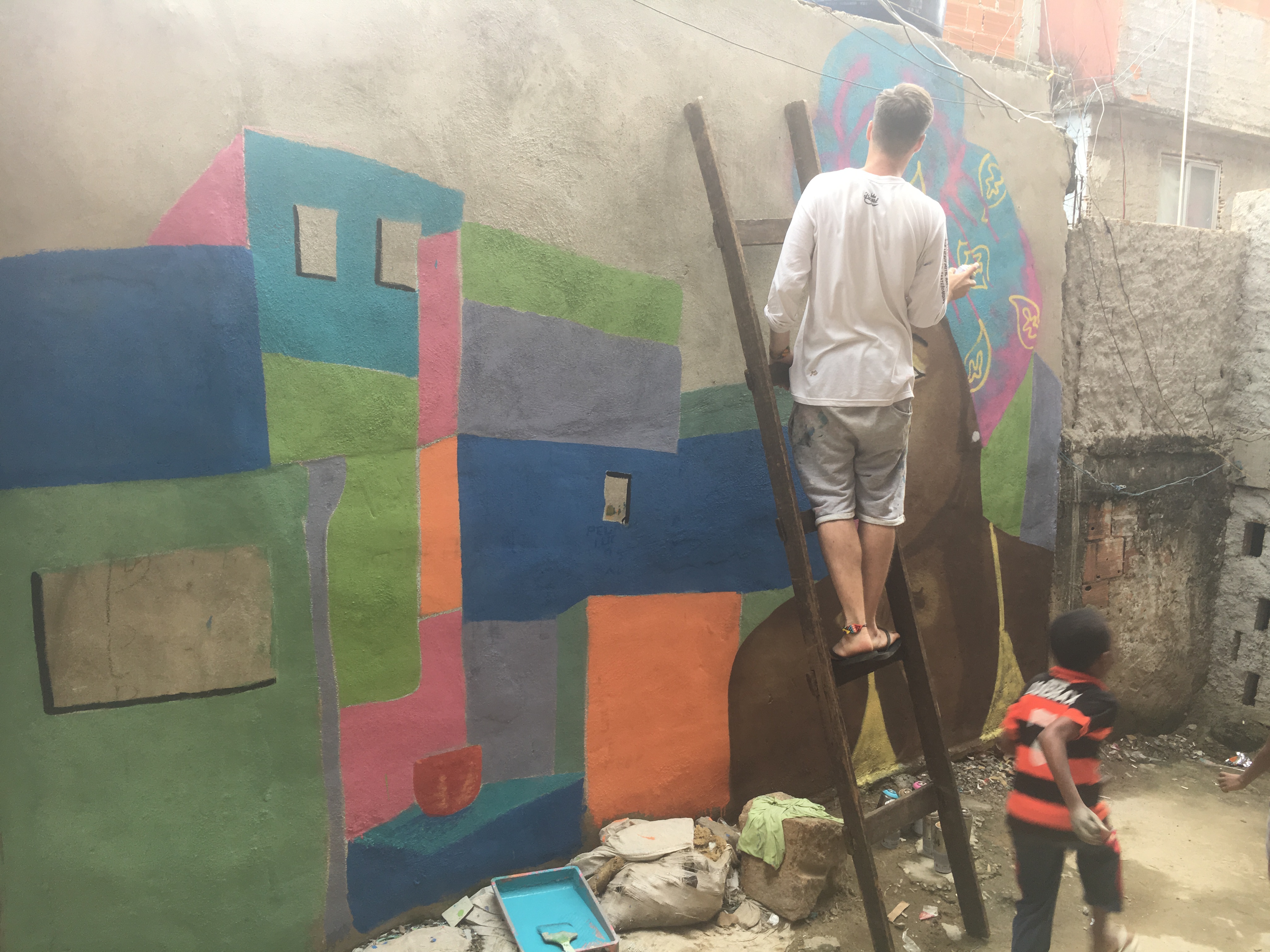 Crónica: fui trabalhar para a maior favela do Brasil
