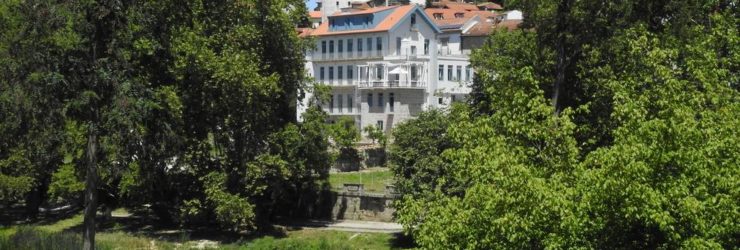 Des Arts – Hostel & Suites
