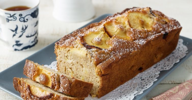 BOLO DE BANANA COM MAÇÃ E AVEIA, BOLO FIT