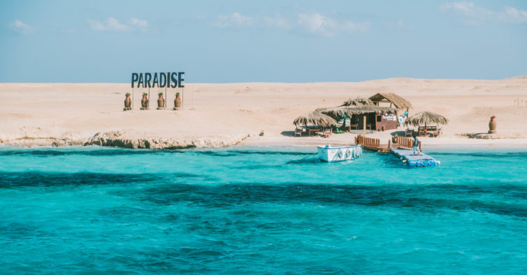 O Paraiso Existe E Uma Ilha Deserta No Egito