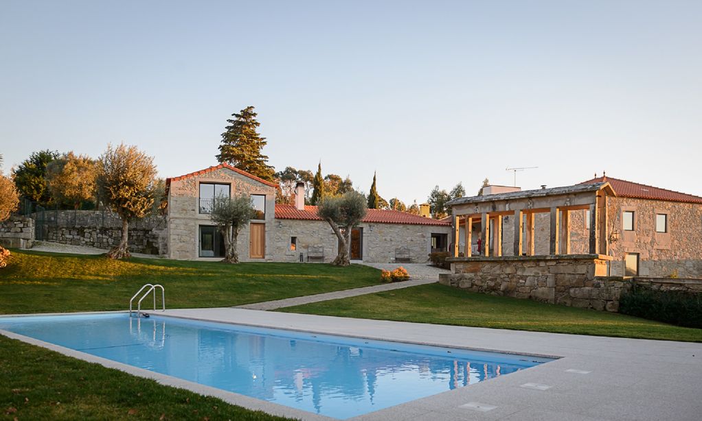 Plataforma HomeAway tem lista de casas de férias pet friendly para alugar