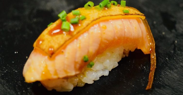 Subarashi: o novo restaurante japonês do Cais de Gaia que tem uma vista  incrível – NiT