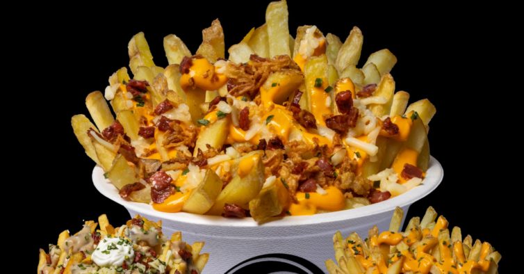 Batata Frita com Creme de Cheddar e Bacon