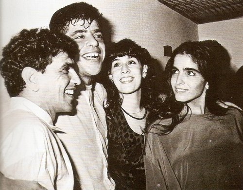 O grande amor de Caetano Veloso começou quando se apaixonou por uma ...