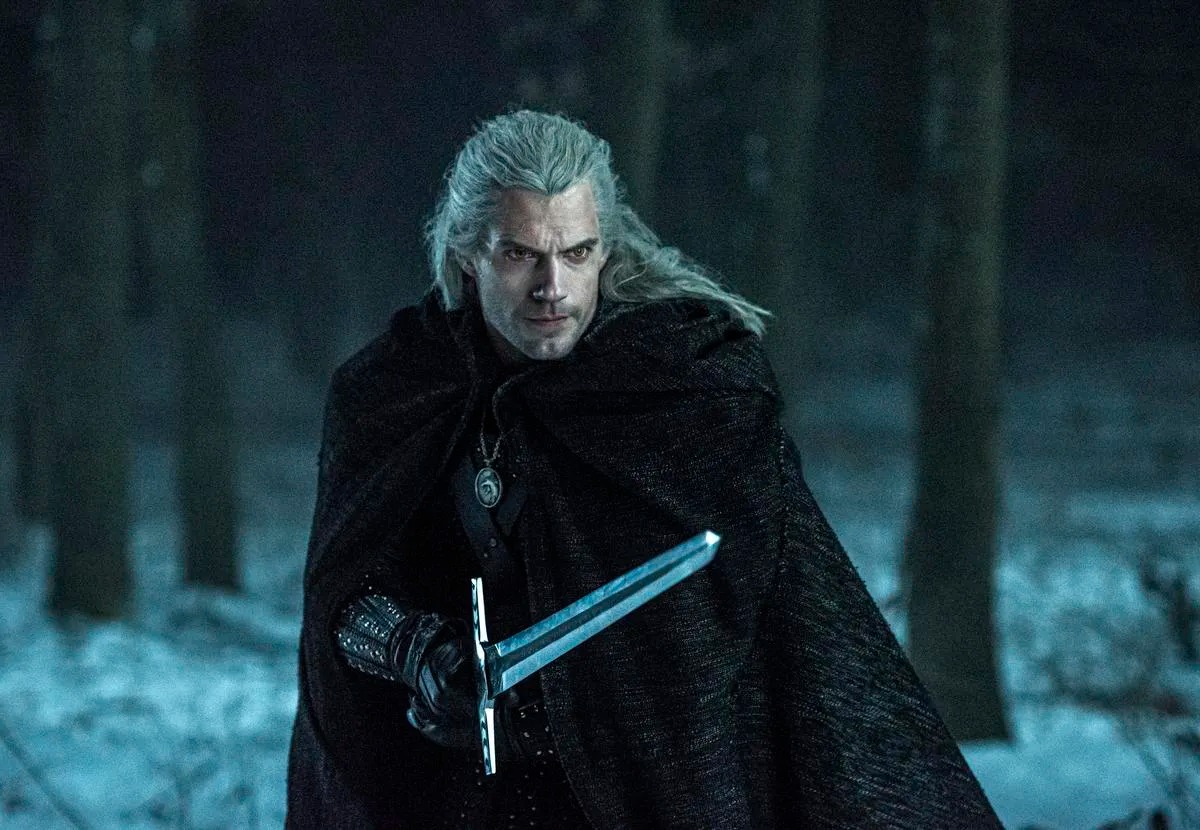 Henry Cavill anuncia saída da série The Witcher e confirma substituto