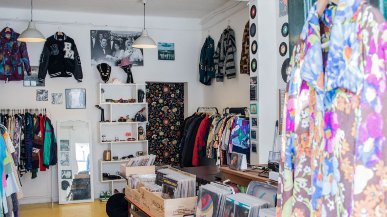 Aqui estão as melhores lojas de roupa em segunda mão na Grande Lisboa – NiT
