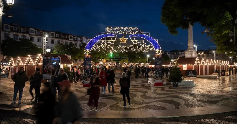 Rossio recebe Mercado de Natal com viagens grátis de comboio