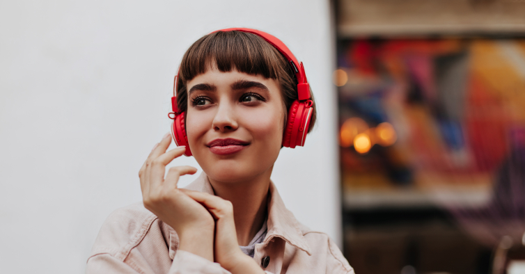 Auscultadores ou earbuds: afinal, qual é o pior modelo para ouvir música?